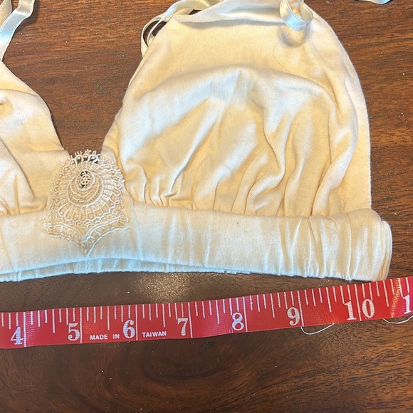 Undrest bralette in size 3 cream color - Picture 7 of 7